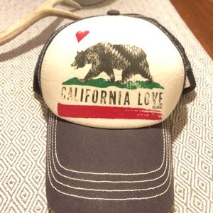 Billabong California love hat